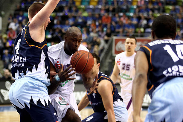 军次数最多 军次数最多