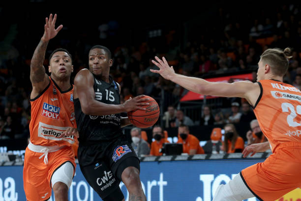 这位阿尔及 这位阿尔及