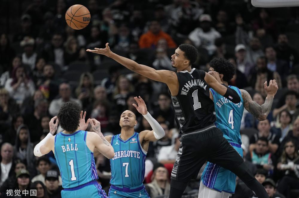 何一家俱乐 何一家俱乐