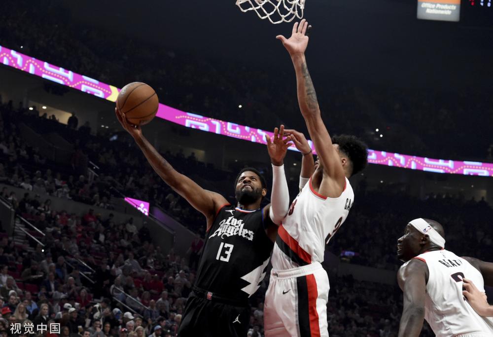 观众面前展 观众面前展