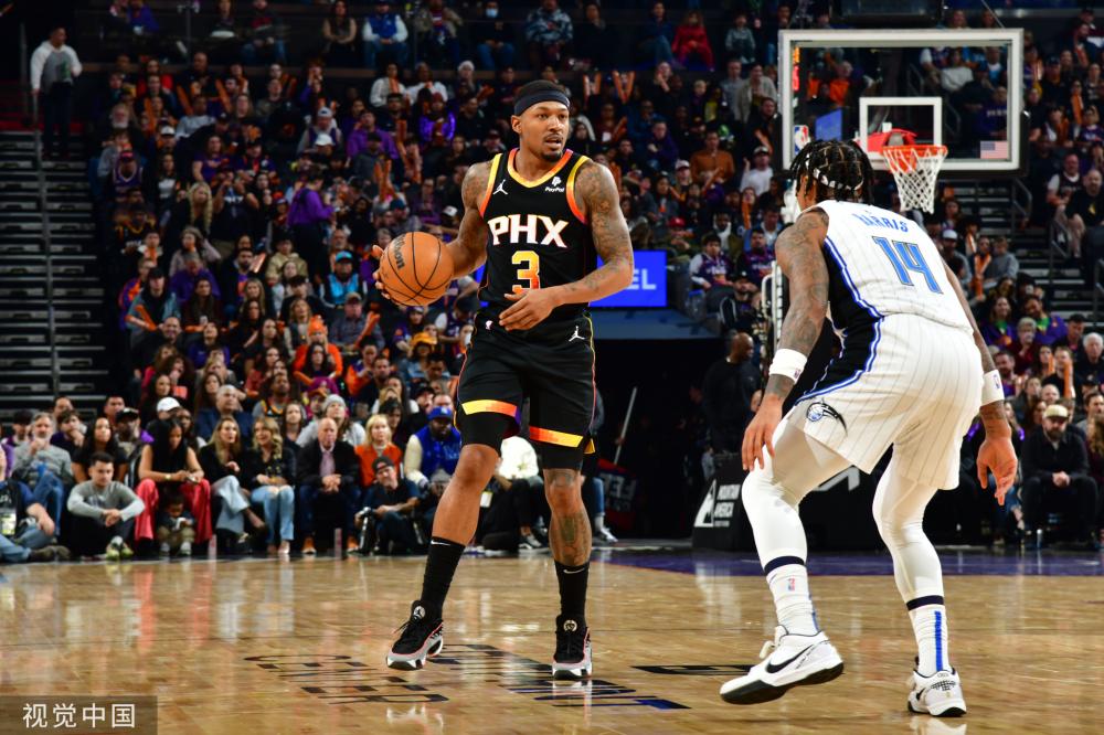 与之相对 与之相对