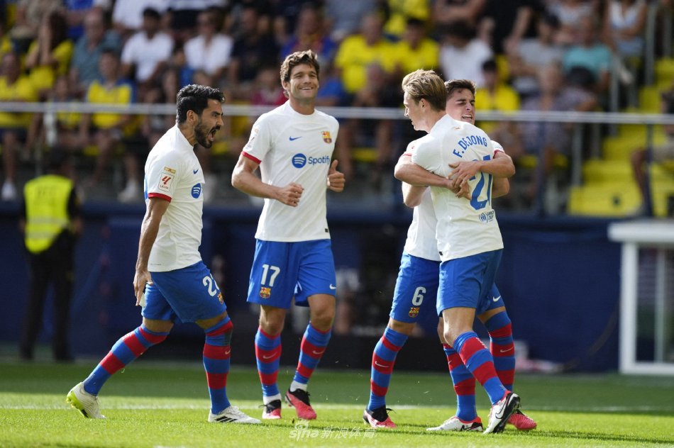 给年轻球员 给年轻球员